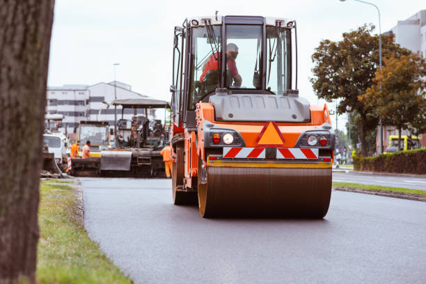 Why Choose Us For All Your Driveway Paving Needs in Lealman, FL?